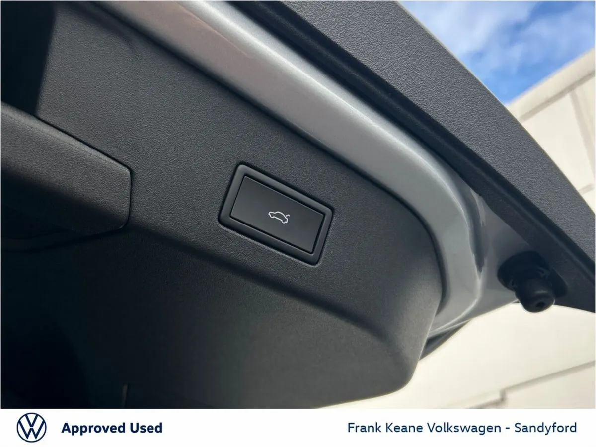 Volkswagen ID.4 SUV, Electric, 2026, Silver