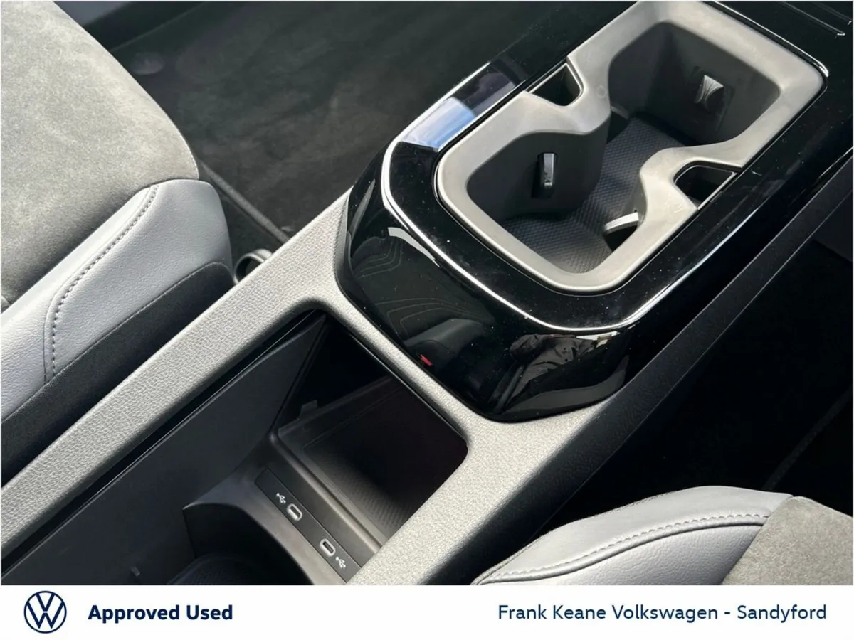 Volkswagen ID.4 SUV, Electric, 2026, Silver