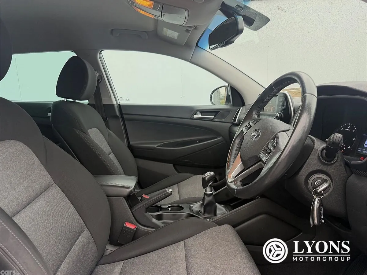 Hyundai Tucson SUV, Diesel, 2019, White