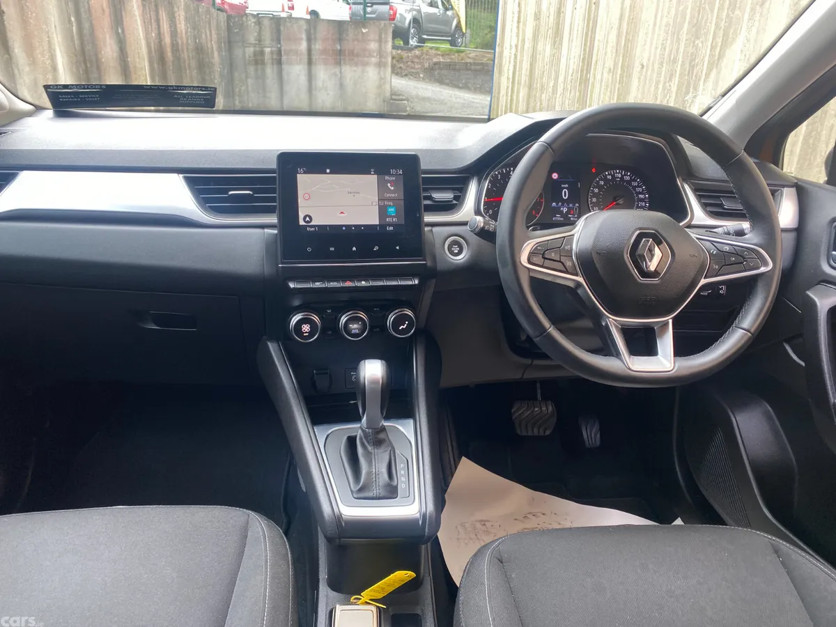 Renault Captur Hatchback, Petrol, 2021, Orange