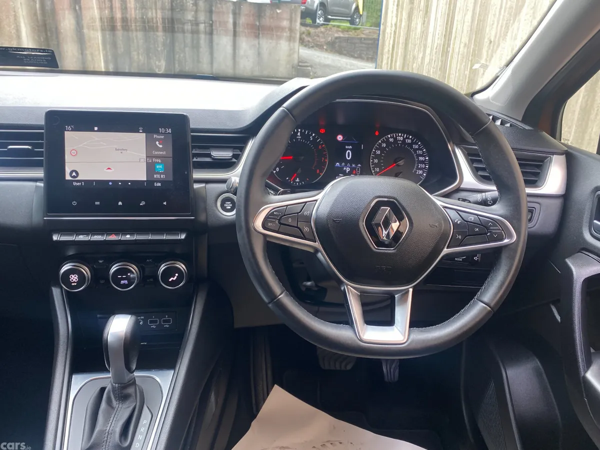 Renault Captur Hatchback, Petrol, 2021, Orange