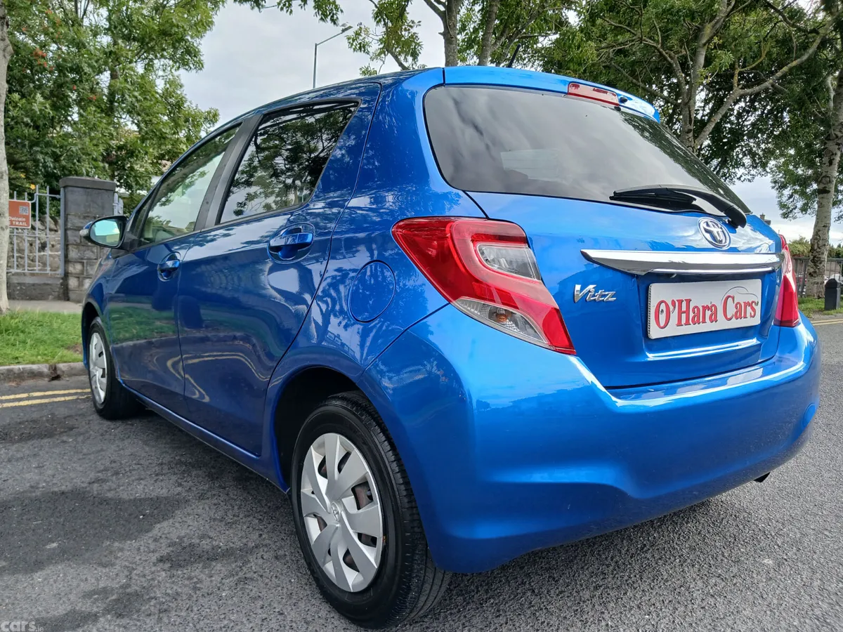 Toyota Yaris Hatchback, Petrol, 2016, Blue