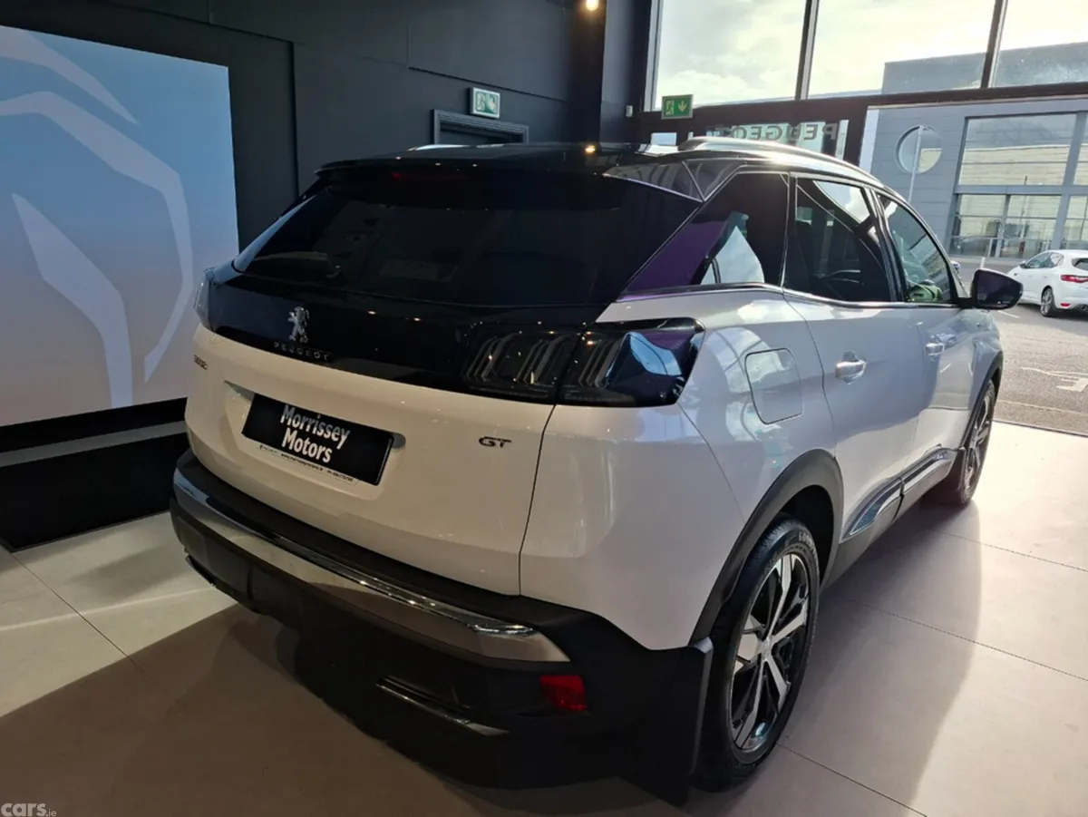 Peugeot 3008 MPV, Diesel, 2023, White