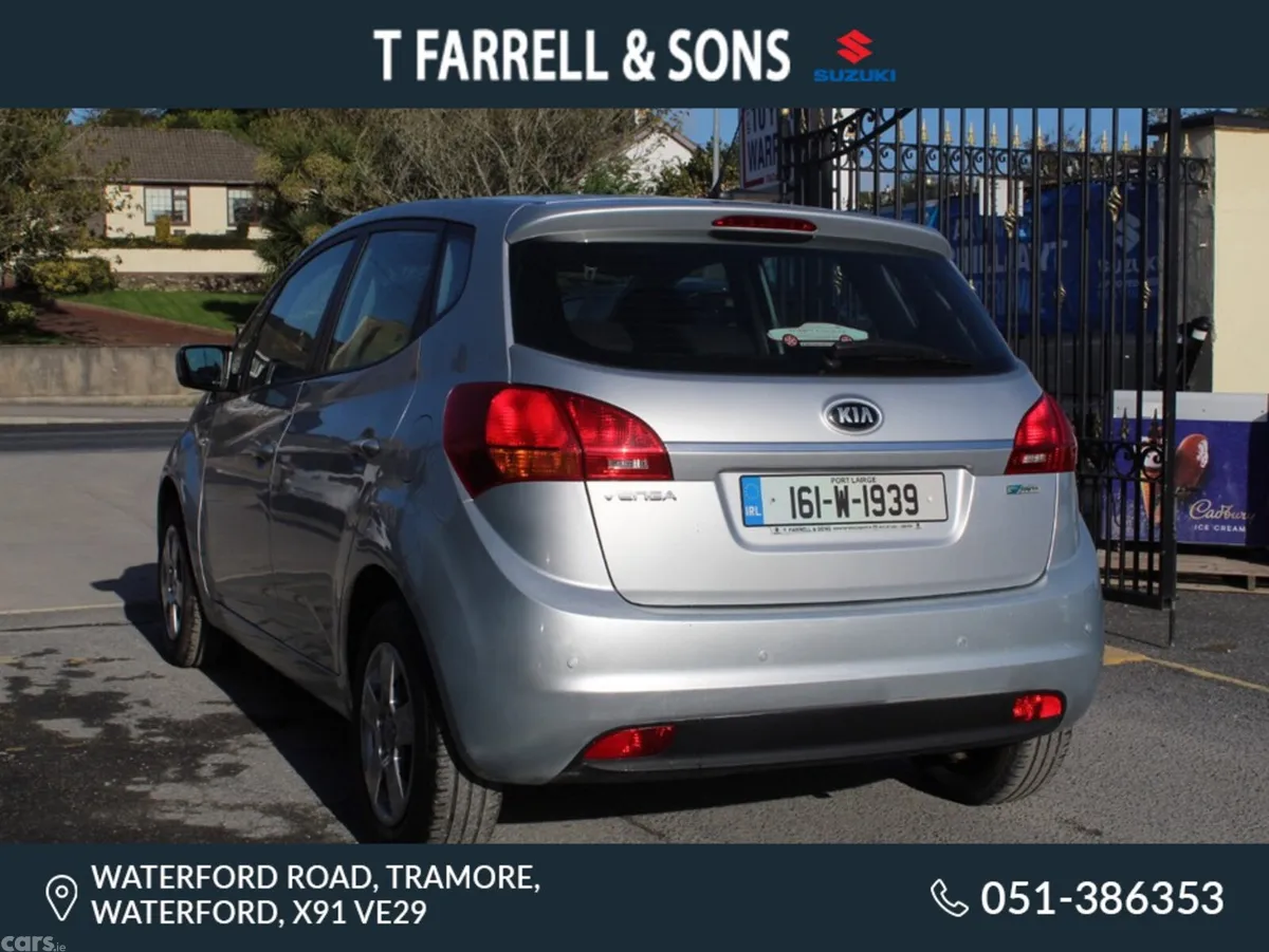 Kia Venga MPV, Petrol, 2016, Silver