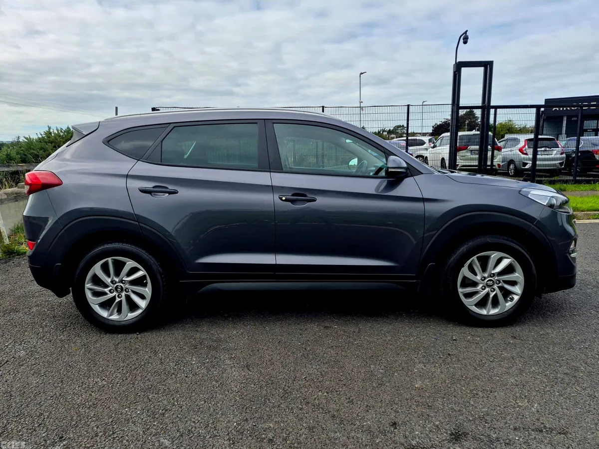 Hyundai Tucson SUV, Diesel, 2017, Grey