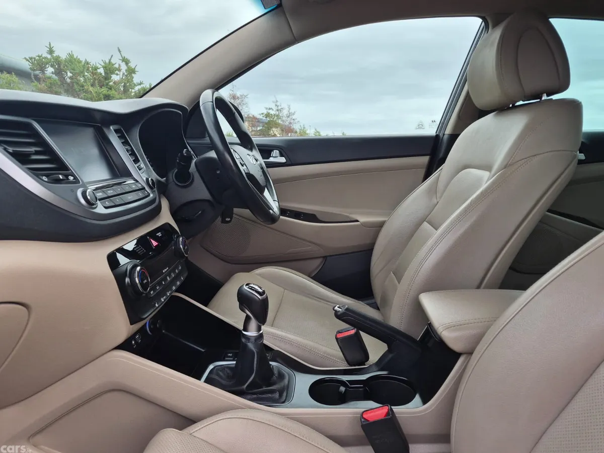 Hyundai Tucson SUV, Diesel, 2017, Grey