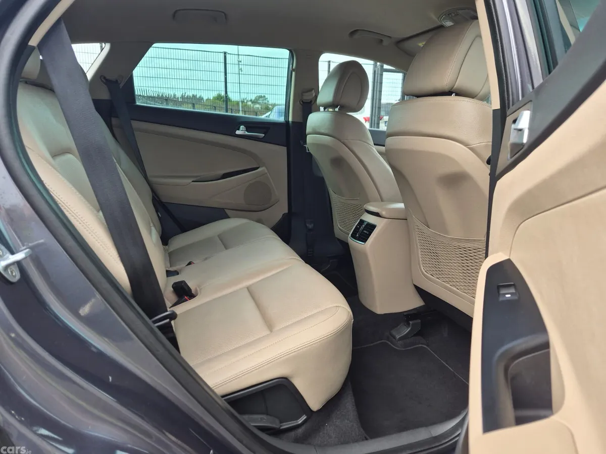 Hyundai Tucson SUV, Diesel, 2017, Grey