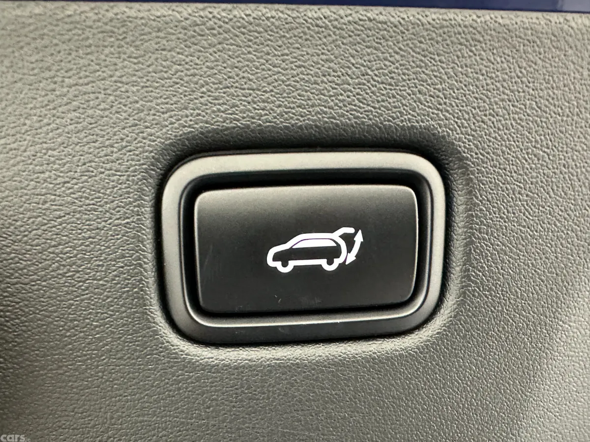 Kia EV6 MPV, Electric, 2026, Blue