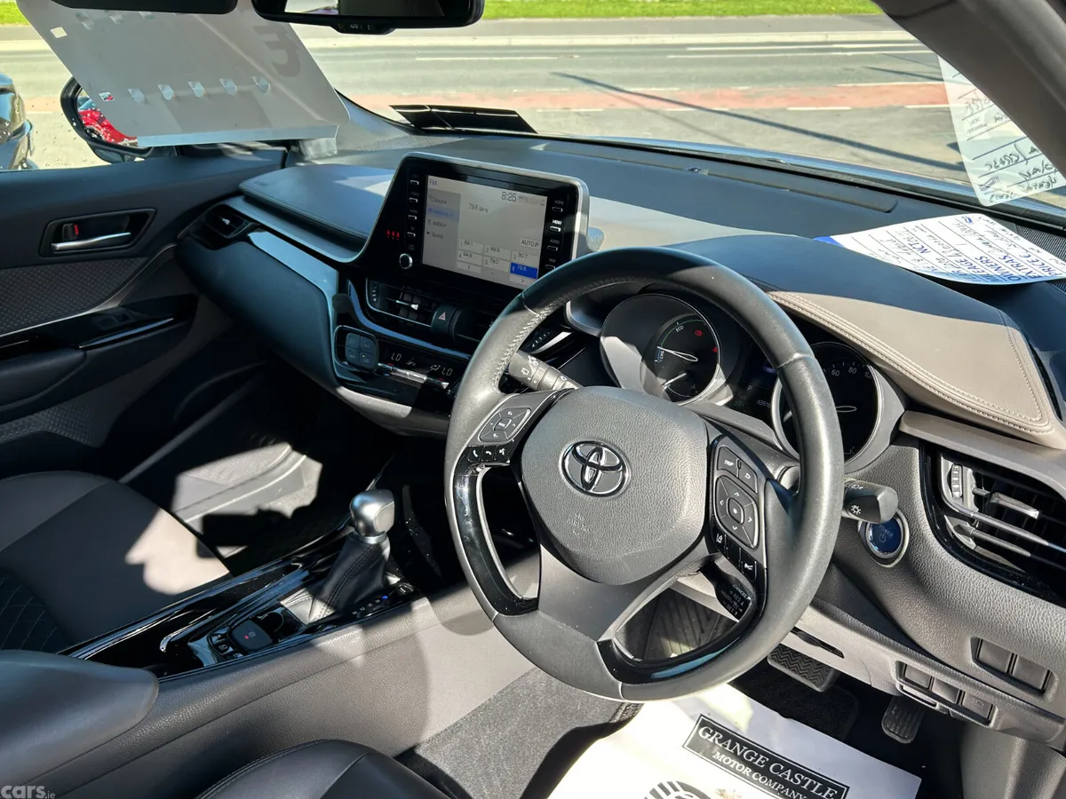 Toyota C-HR Saloon, Petrol Hybrid, 2020, Grey