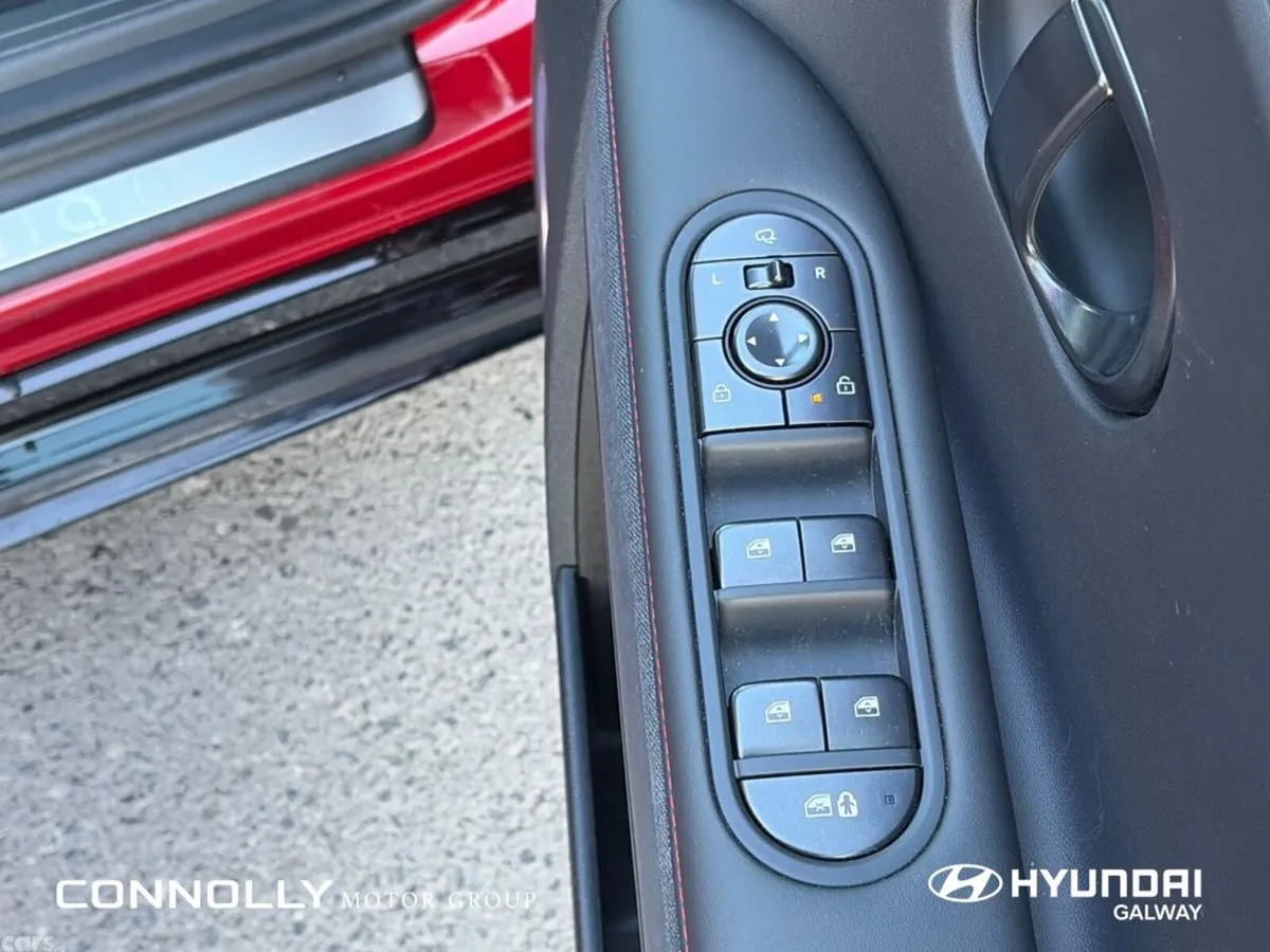 Hyundai IONIQ 5 MPV, Electric, 2025, Red
