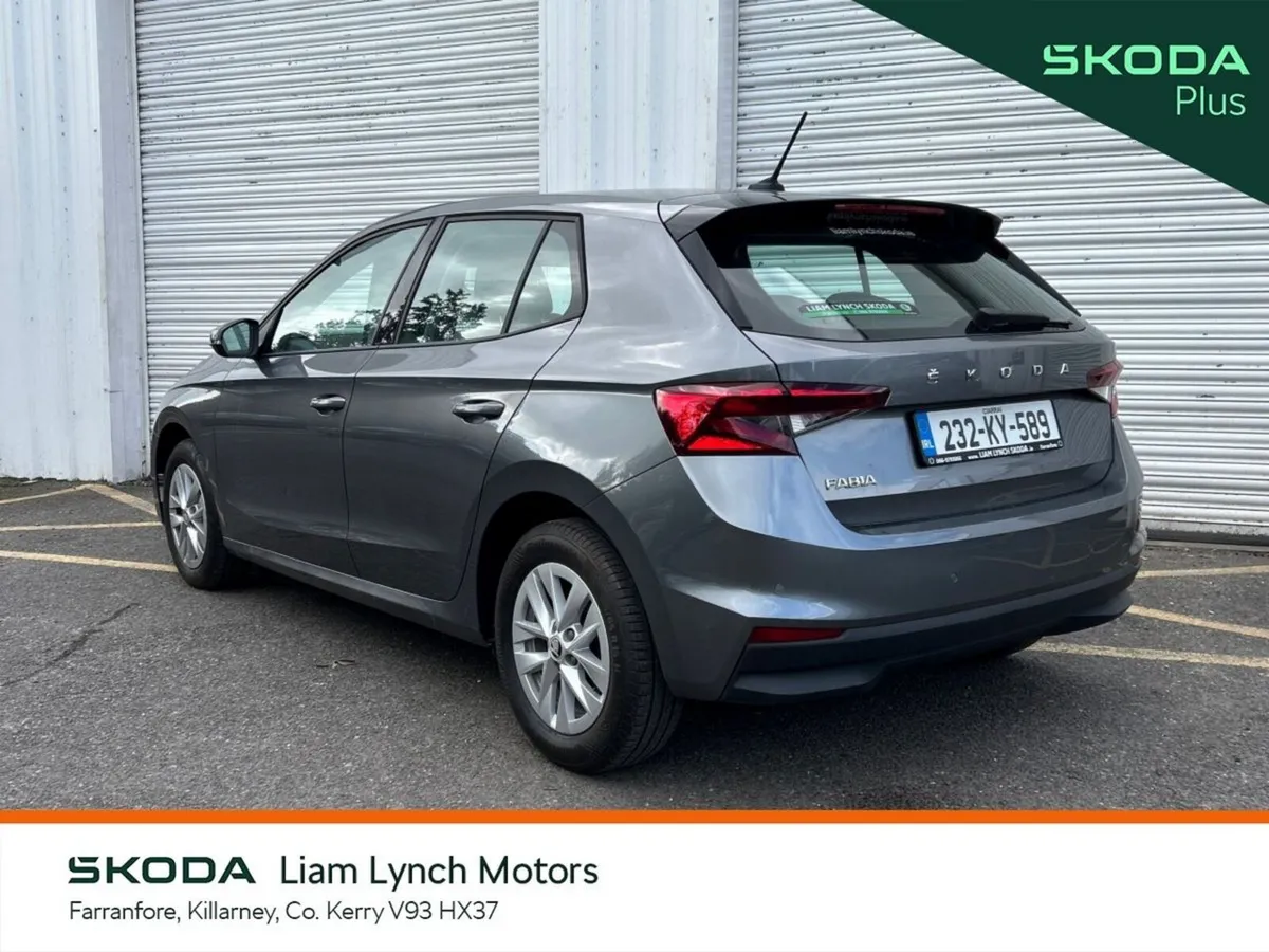 Skoda Fabia Hatchback, Petrol, 2023, Grey
