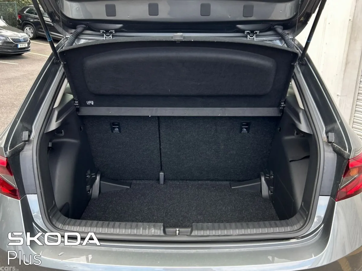 Skoda Fabia Hatchback, Petrol, 2023, Grey