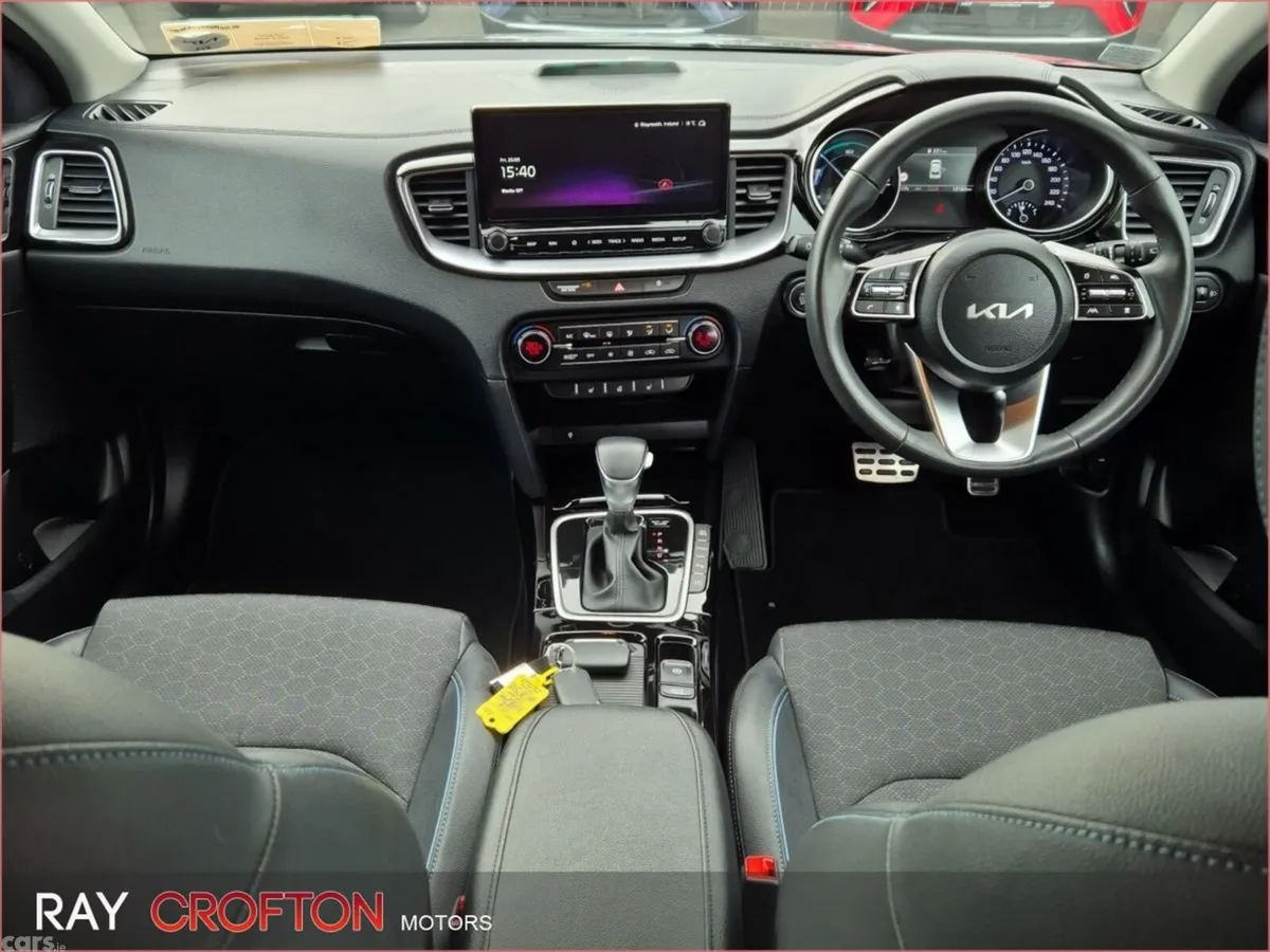 Kia XCeed Hatchback, Petrol Plug-in Hybrid, 2025, Grey
