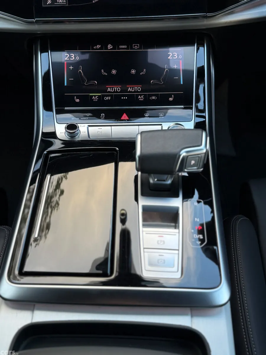 Audi Q7 SUV, Petrol Plug-in Hybrid, 2025, Black