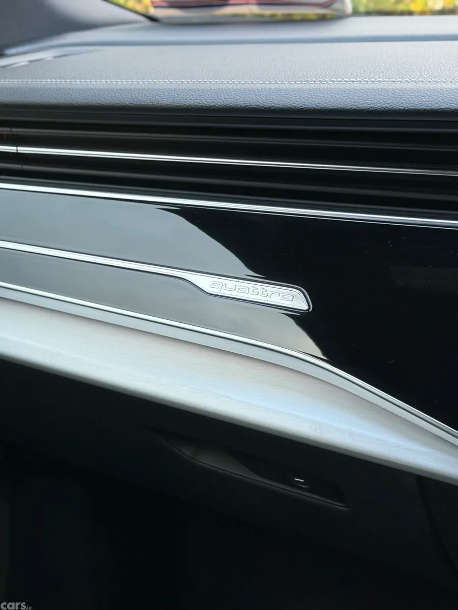Audi Q7 SUV, Petrol Plug-in Hybrid, 2025, Black