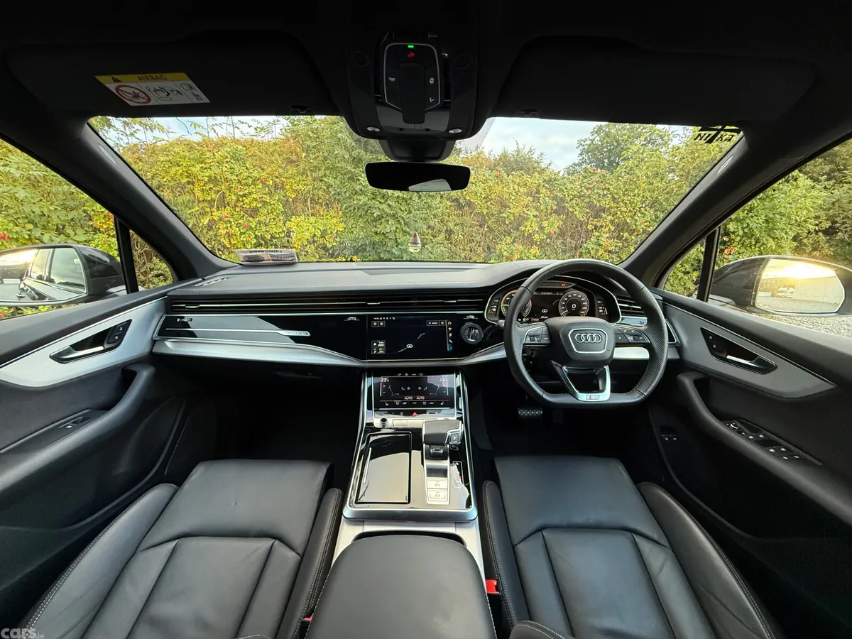 Audi Q7 SUV, Petrol Plug-in Hybrid, 2025, Black