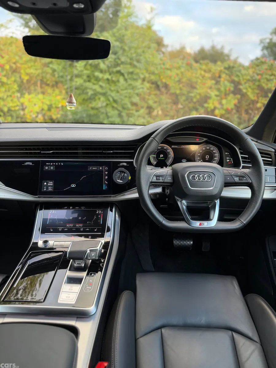 Audi Q7 SUV, Petrol Plug-in Hybrid, 2025, Black