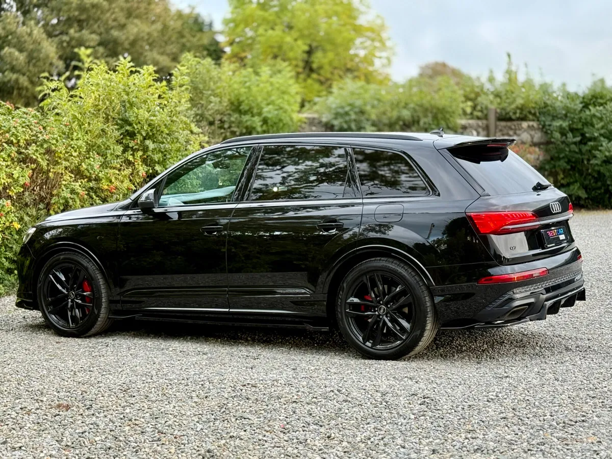 Audi Q7 SUV, Petrol Plug-in Hybrid, 2025, Black