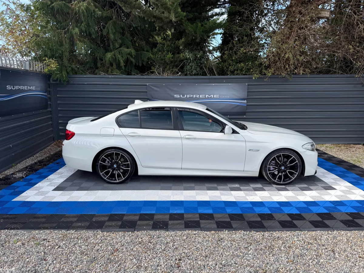 BMW 5-Series Saloon, Diesel, 2012, White