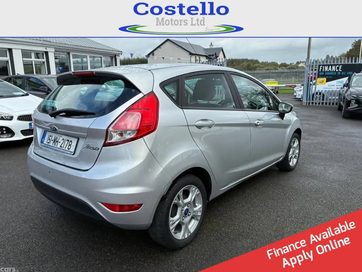 Ford Fiesta Hatchback, Petrol, 2015, Silver