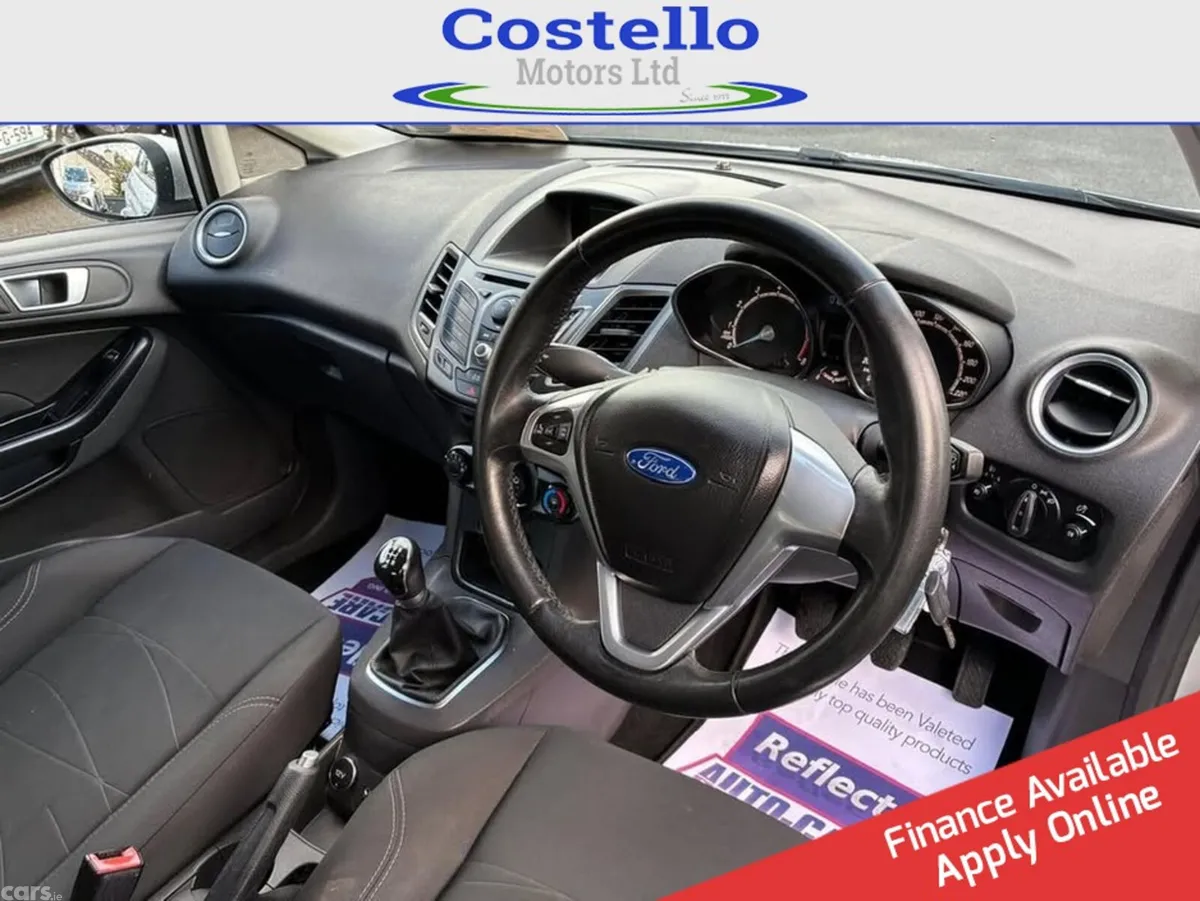Ford Fiesta Hatchback, Petrol, 2015, Silver