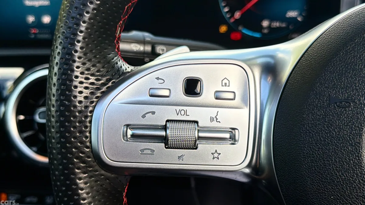 Mercedes-Benz A-Class Hatchback, Diesel, 2019, Silver
