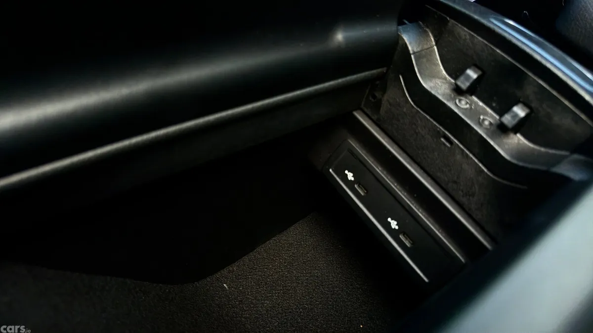 Mercedes-Benz A-Class Hatchback, Diesel, 2019, Silver