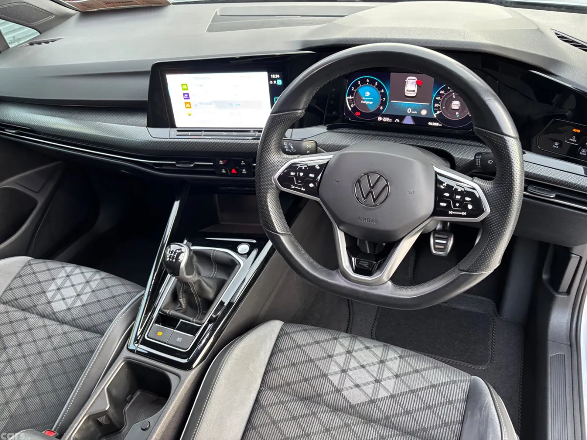 Volkswagen Golf Estate, Petrol, 2023, Grey