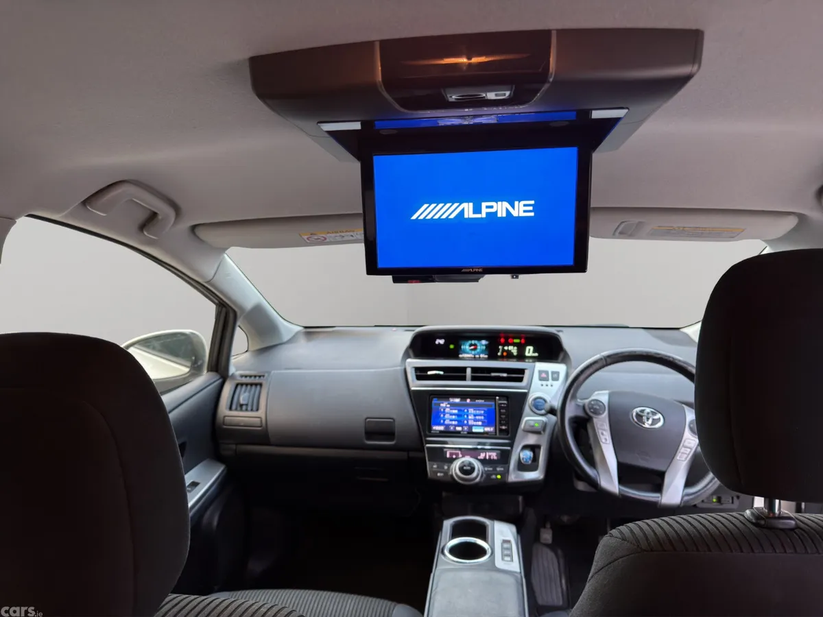 Toyota Prius MPV, Petrol Hybrid, 2016, White