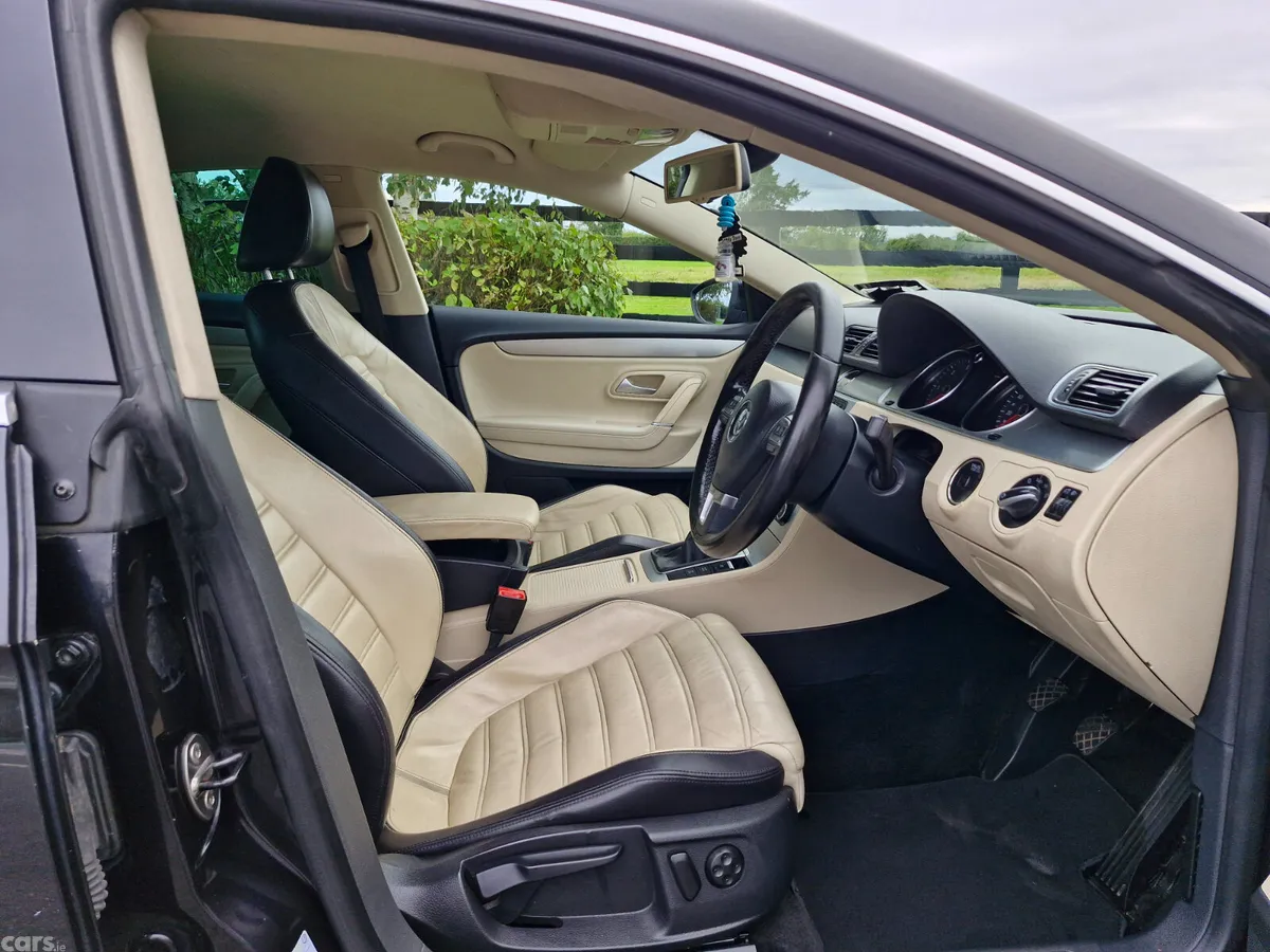 Volkswagen Passat Coupe, Diesel, 2011, Black