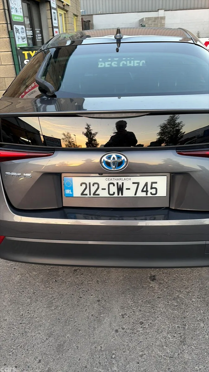Toyota Prius Hatchback, Petrol Hybrid, 2021, Grey