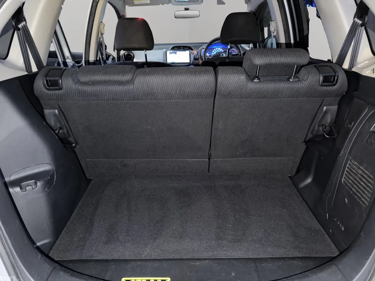 Honda Fit Hatchback, Petrol Hybrid, 2011, Silver