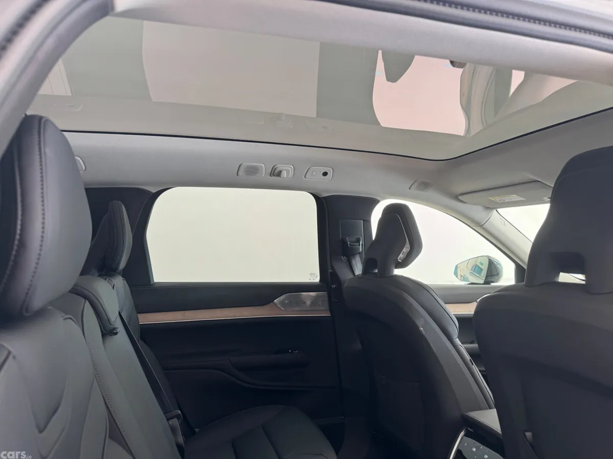 Volvo EX90 MPV, Electric, 2025, Grey