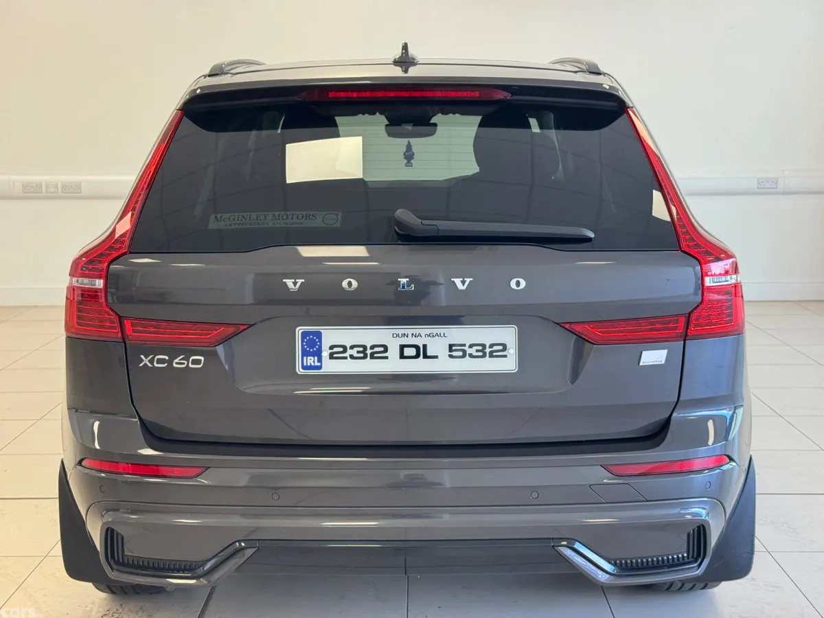 Volvo XC60 SUV, Petrol Plug-in Hybrid, 2023, Grey