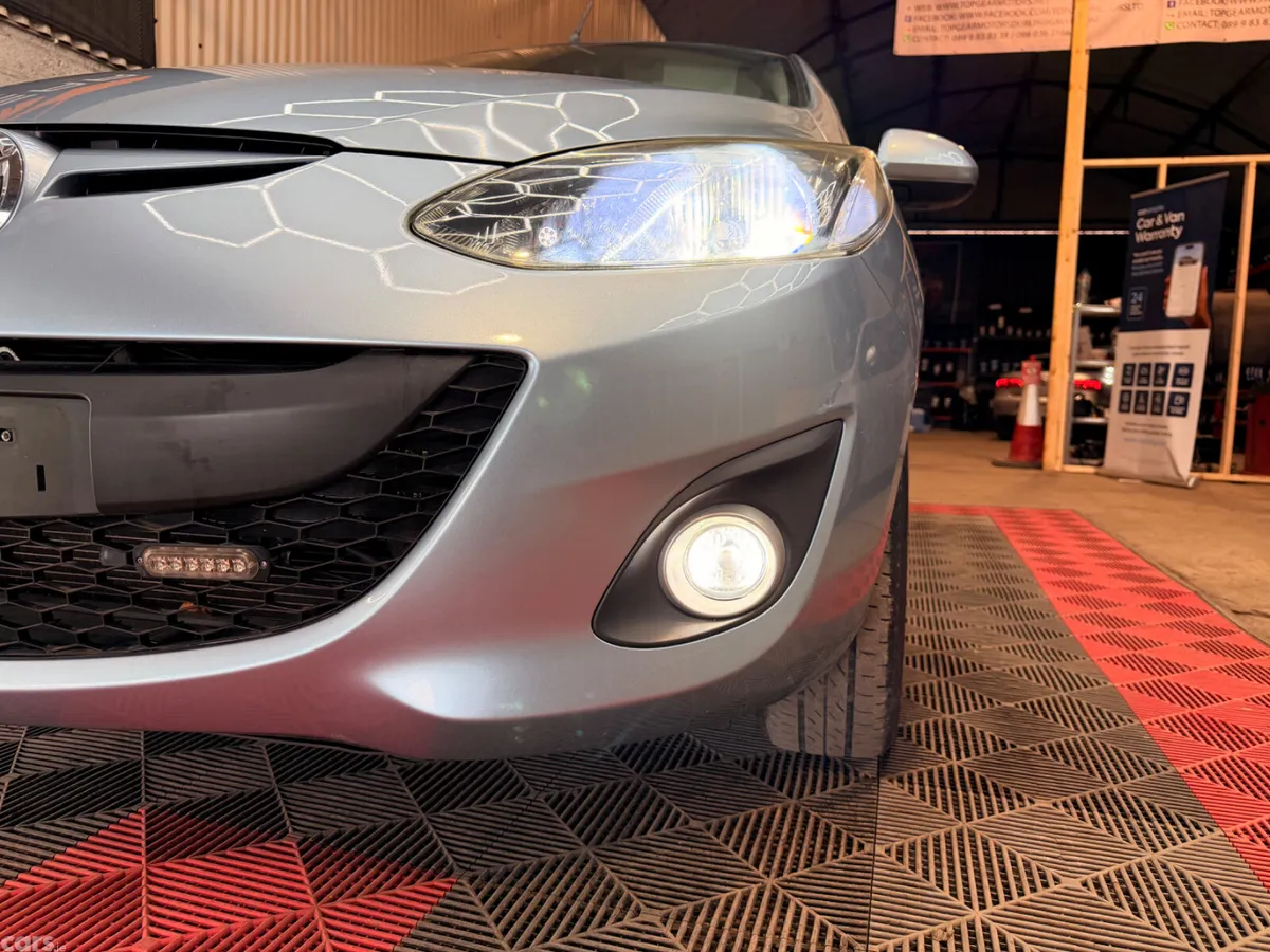 Mazda Demio Hatchback, Petrol, 2013, Blue