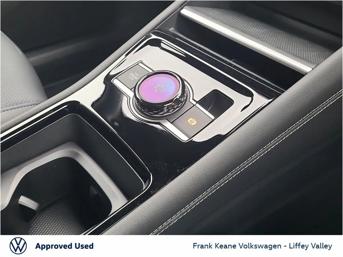 Volkswagen Tayron SUV, Petrol Plug-in Hybrid, 2027, Black