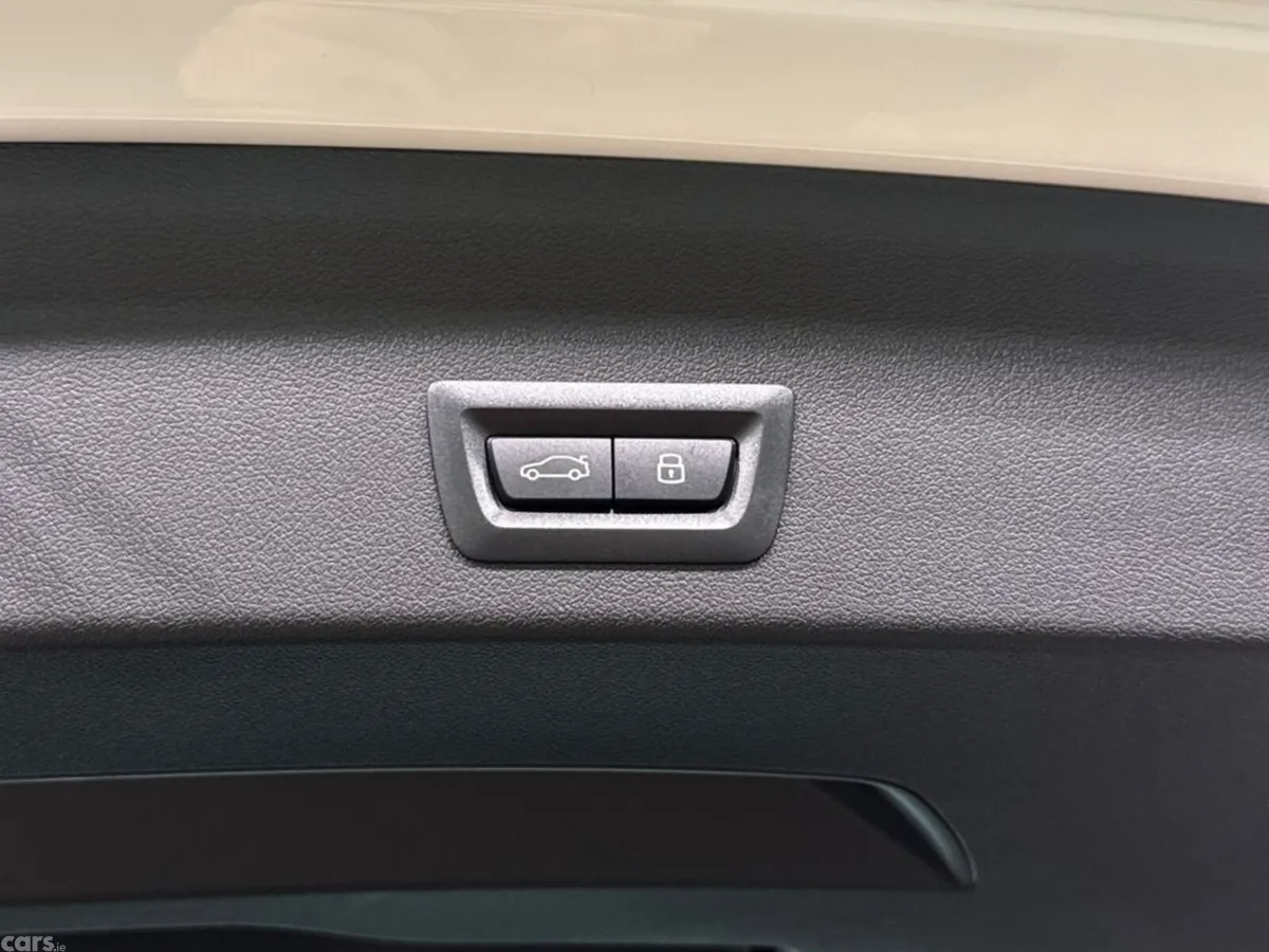 BMW 1-Series Hatchback, Petrol Hybrid, 2024, White