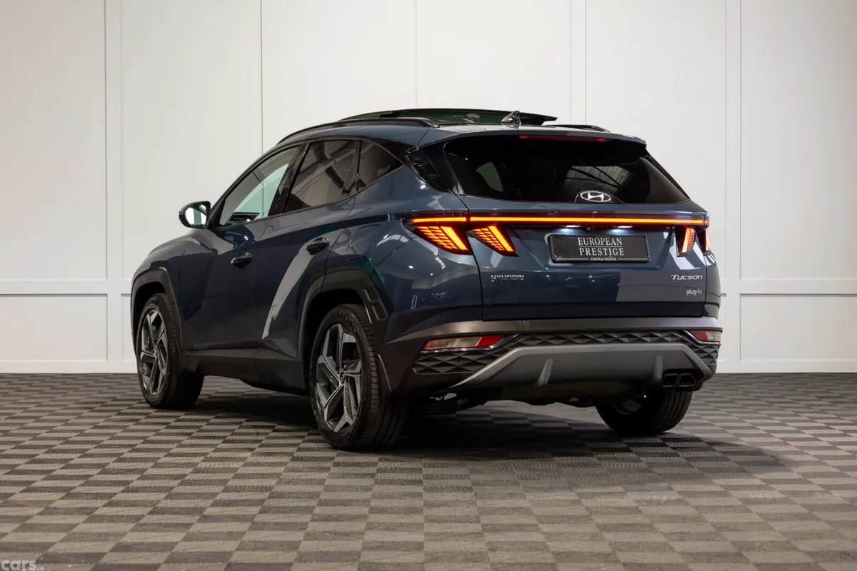 Hyundai Tucson SUV, Petrol Plug-in Hybrid, 2023, Blue