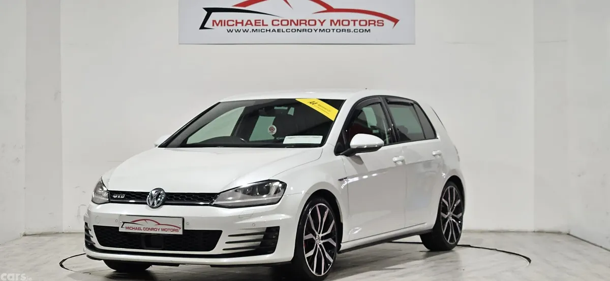 Volkswagen Golf Hatchback, Diesel, 2016, White
