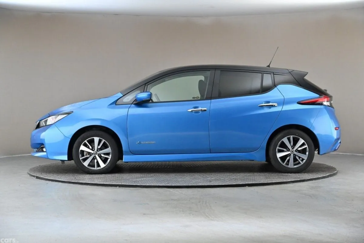 Nissan Leaf Hatchback, Electric, 2020, Blue