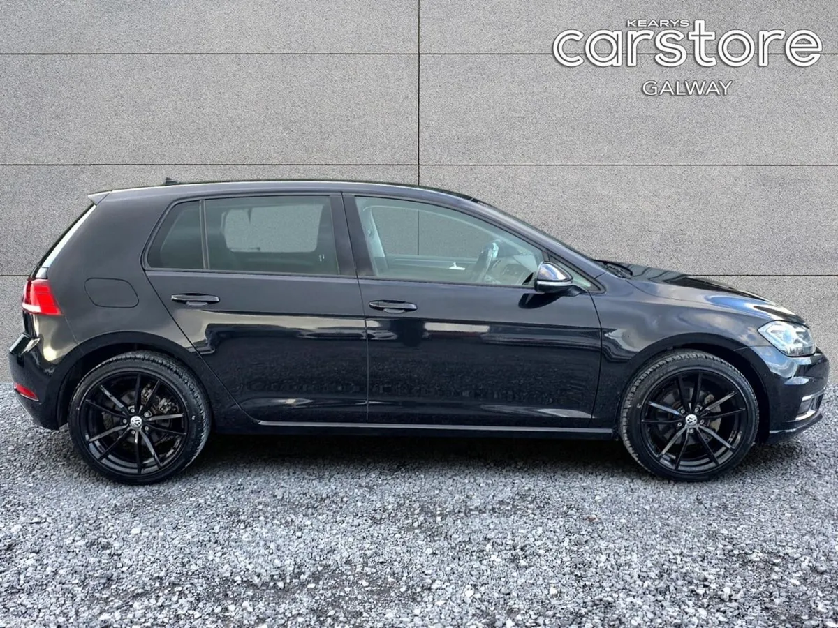 Volkswagen Golf Hatchback, Petrol, 2019, Black
