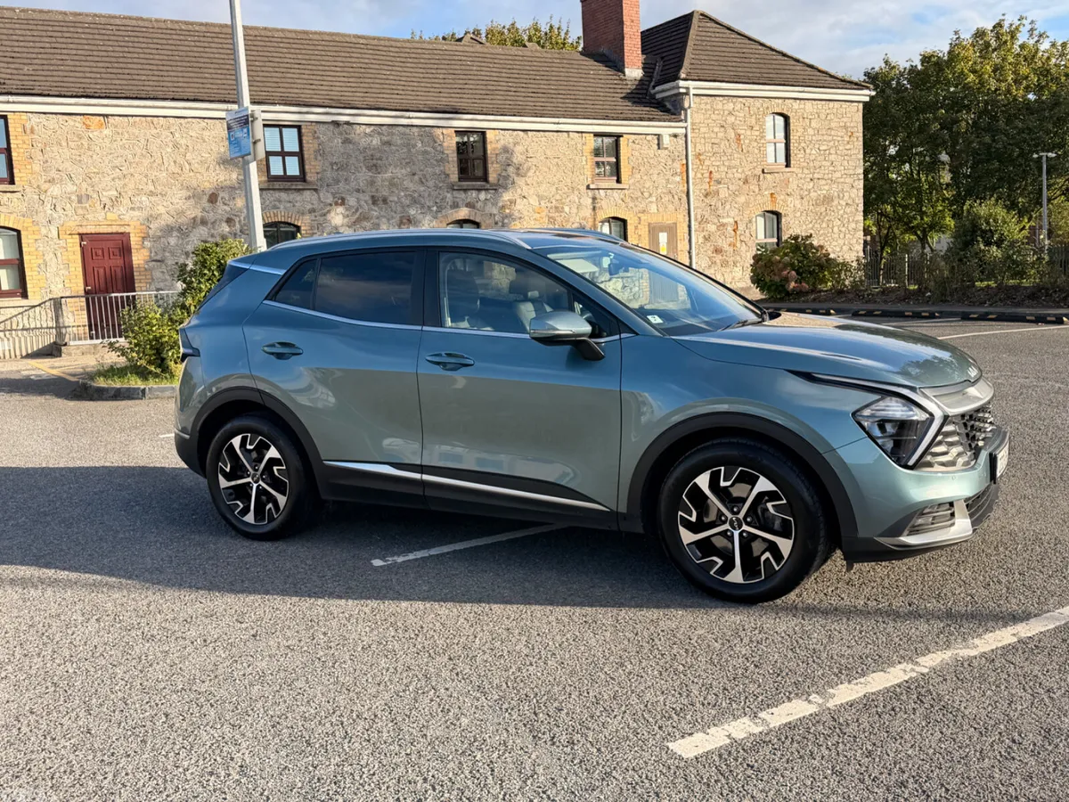 Kia Sportage SUV, Diesel, 2023, Grey