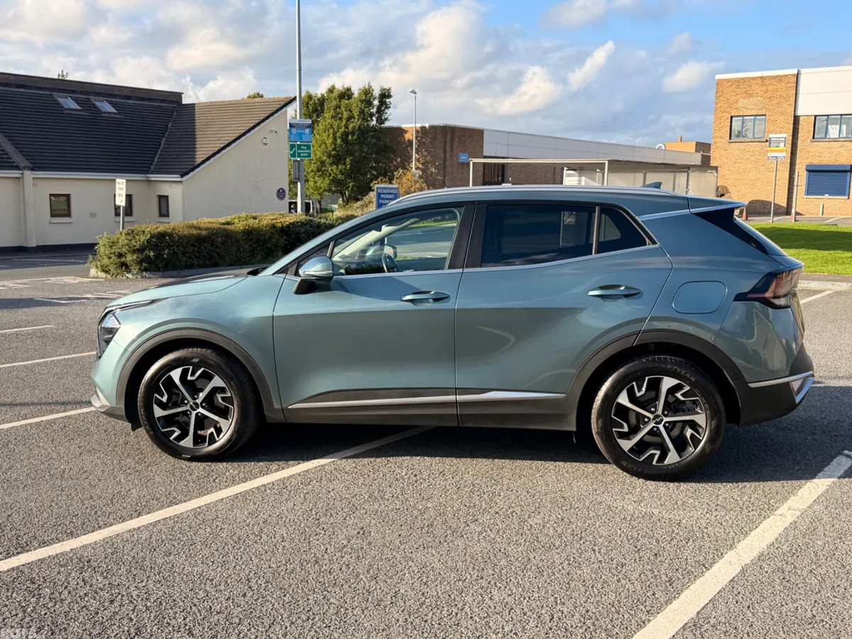 Kia Sportage SUV, Diesel, 2023, Grey