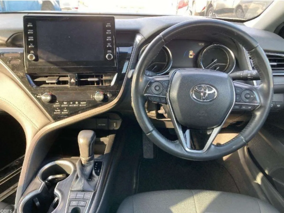 Toyota Camry Saloon, Petrol Hybrid, 2021, Black