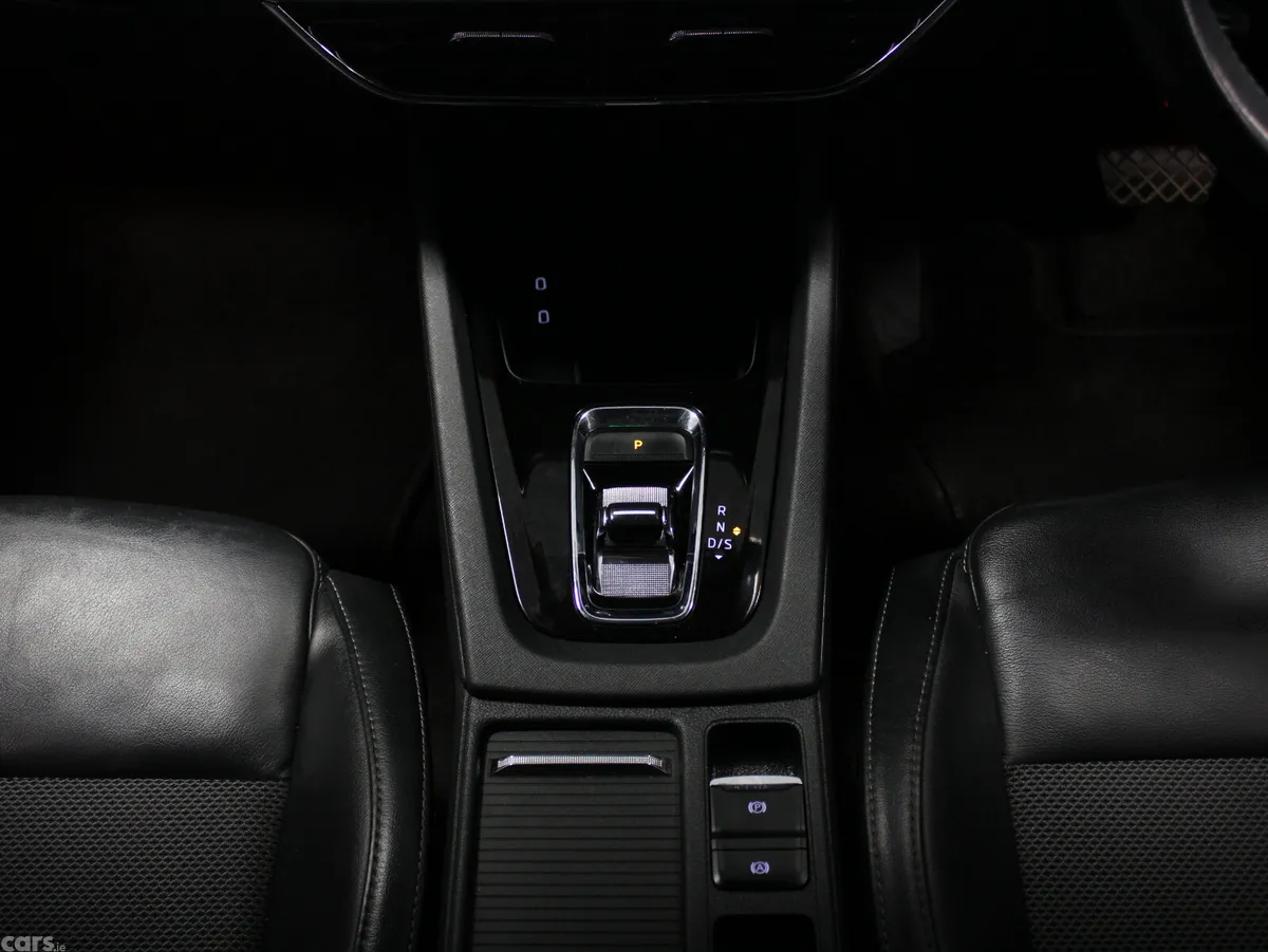 Skoda Octavia Saloon, Diesel, 2023, Black