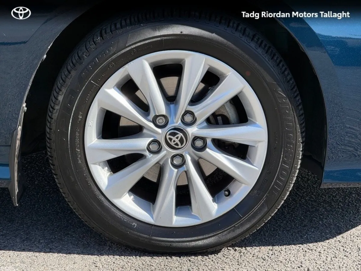 Toyota Corolla Saloon, Petrol Hybrid, 2023, Blue