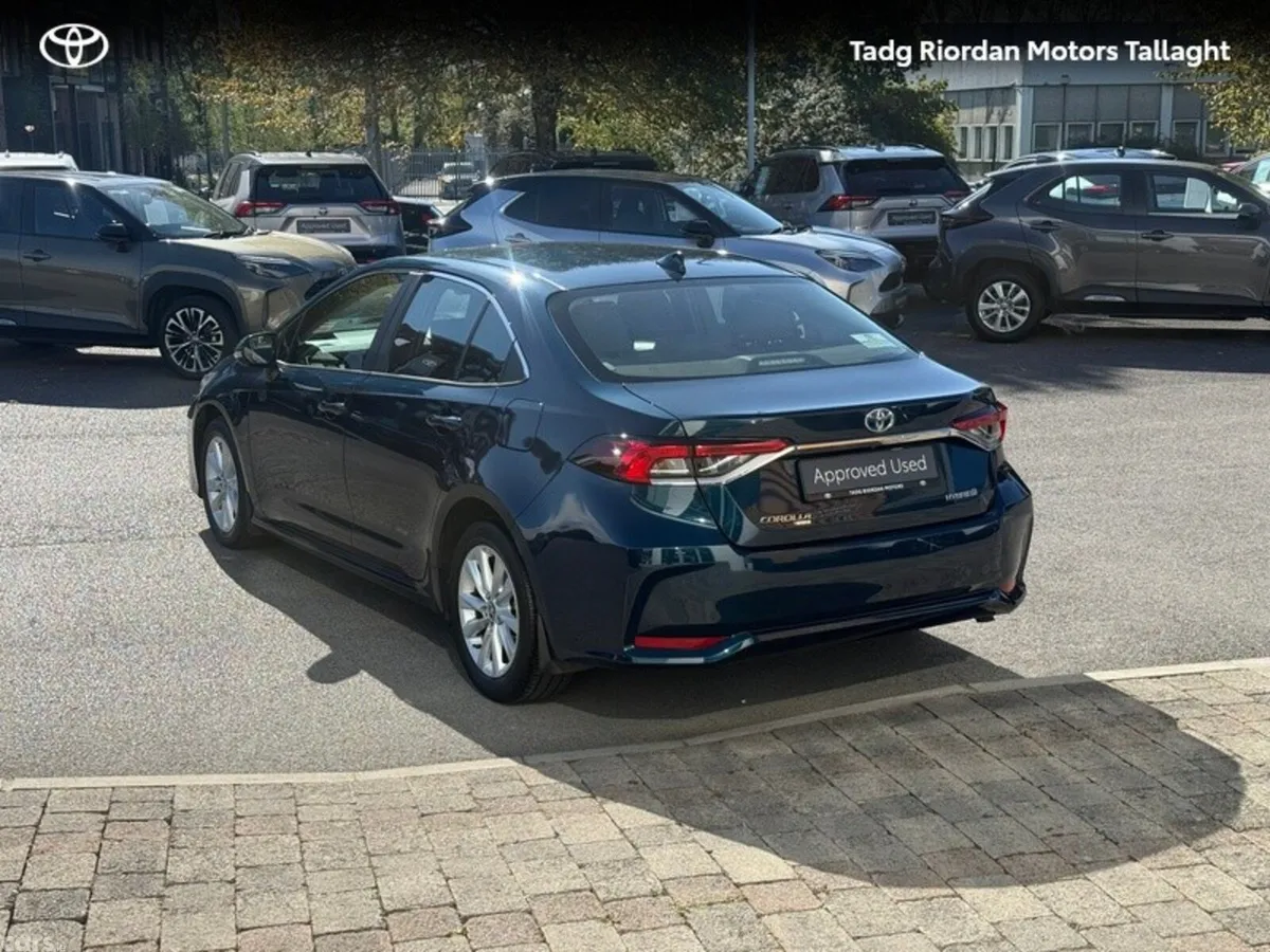 Toyota Corolla Saloon, Petrol Hybrid, 2023, Blue