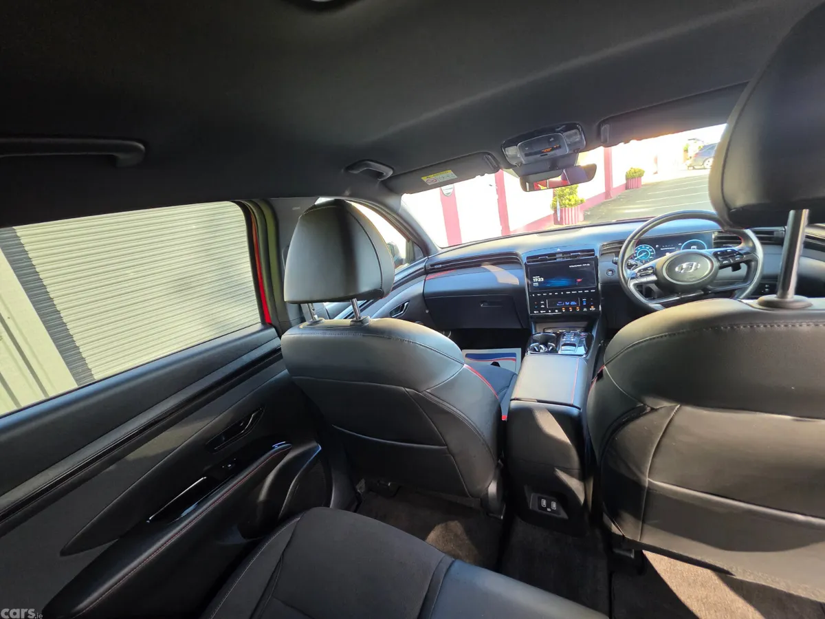 Hyundai Tucson SUV, Petrol Plug-in Hybrid, 2023, Red