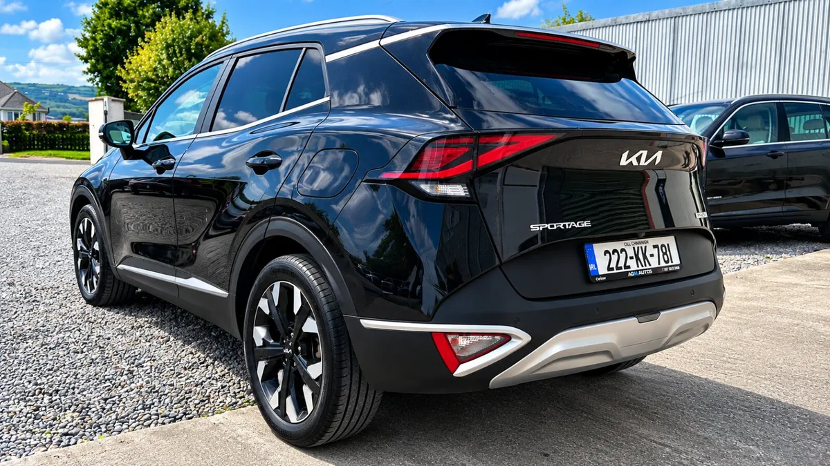 Kia Sportage SUV, Petrol Plug-in Hybrid, 2022, Black