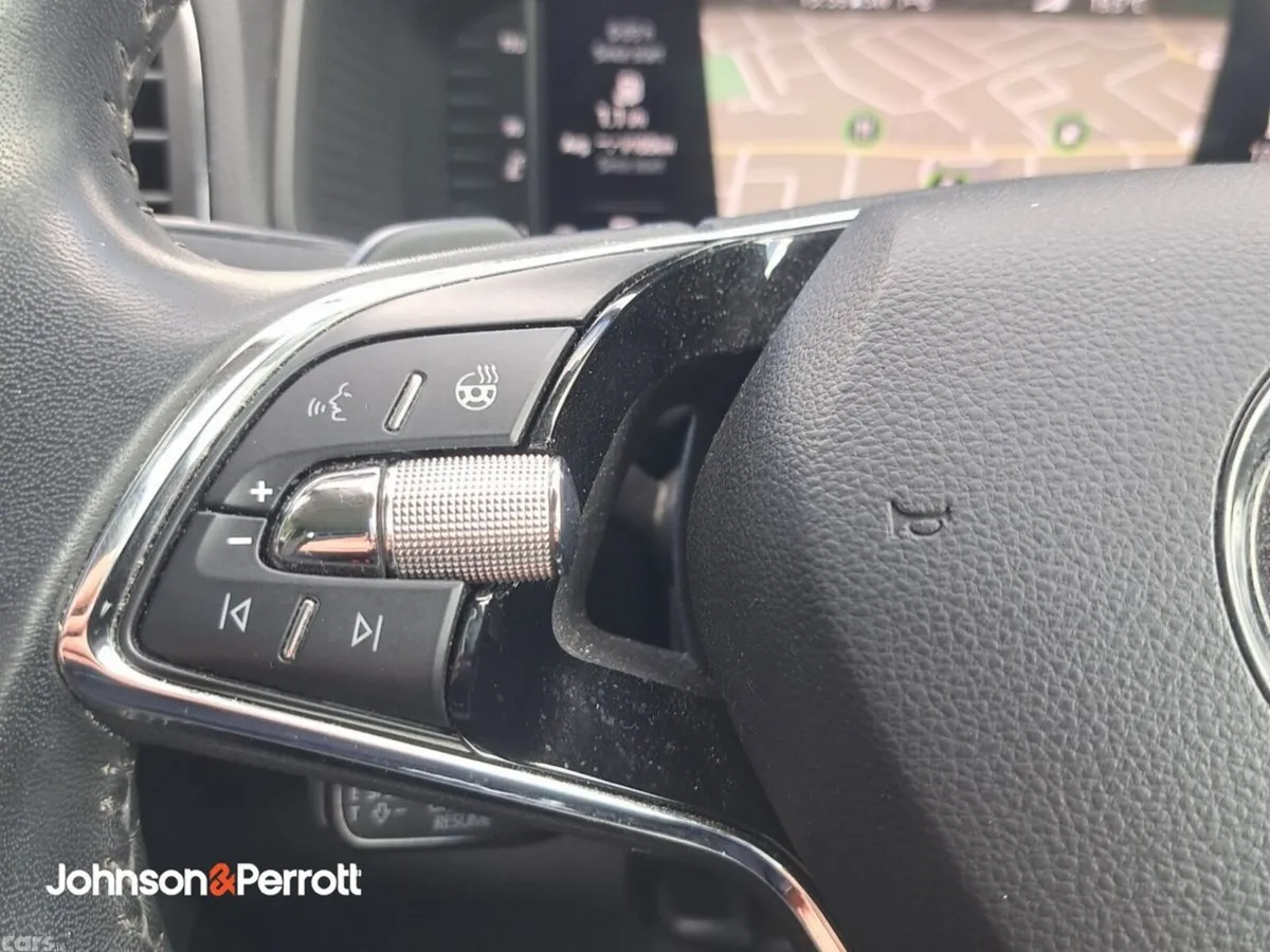 Skoda Karoq Estate, Diesel, 2022, Grey